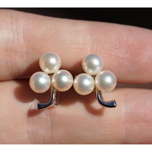 Vintage 14k Solid White Gold Cluster Clover Natural Pearl Screw Back Earrings